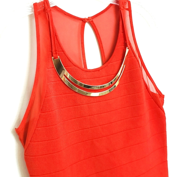 NWOT 2B Bebe Cherry Red Bandage Dress Gold/Neck… - Picture 6 of 14